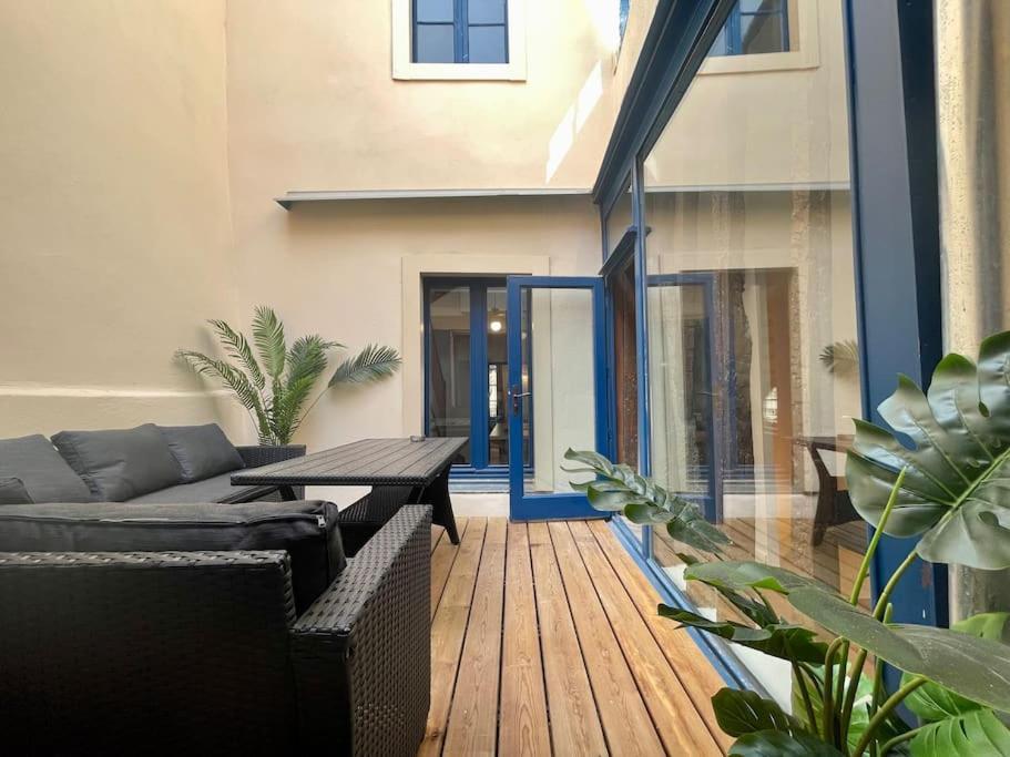 カルカソンヌLe Patio ※ Carnotアパートメント エクステリア 写真